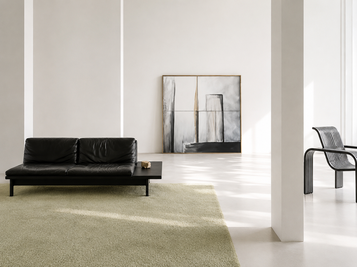 Studio Sadiq schilderijen in een rustig interieur